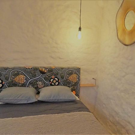 Appartement Spacieux Avec Une Vue Sur Tours Exterior foto