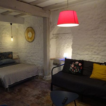 Appartement Spacieux Avec Une Vue Sur Tours Exterior foto
